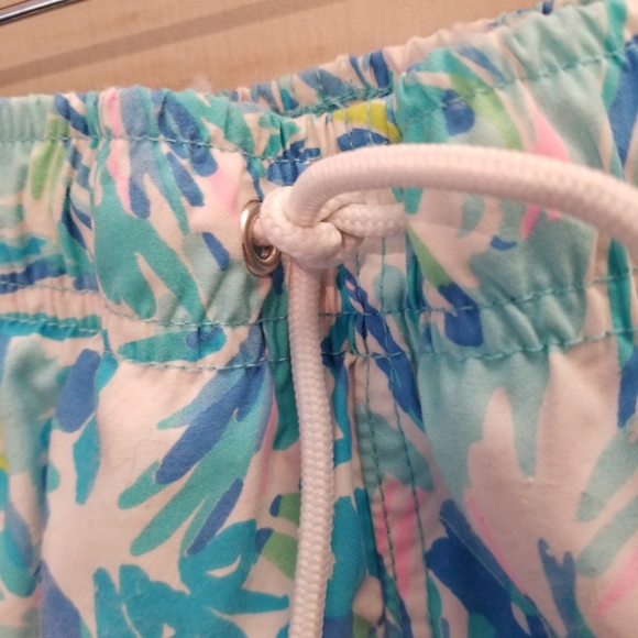 Lilly Pulitzer Swim L8 Lilly Pulitzer Boys Junior Capri Trunk Swimwear Poshmark